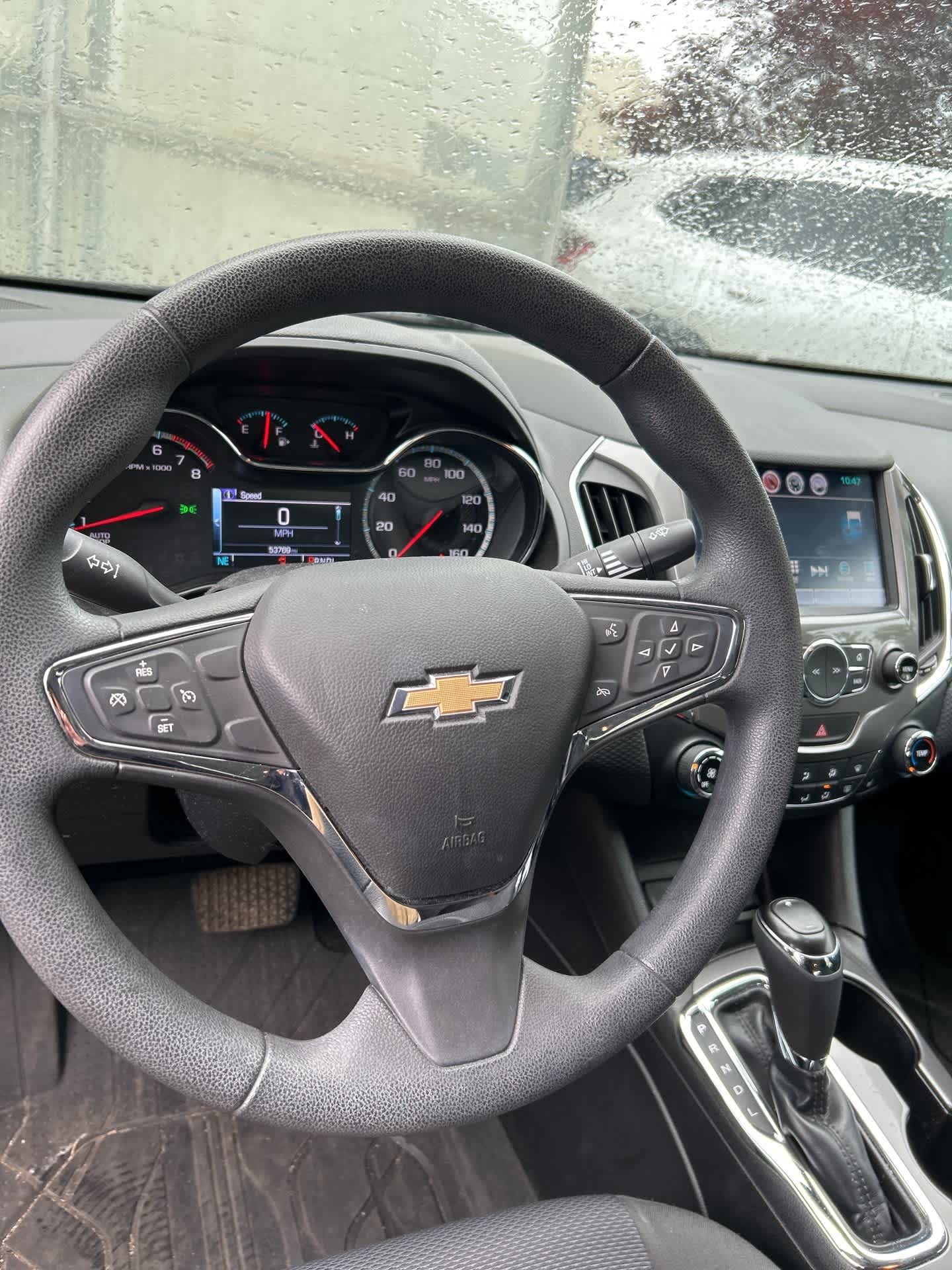 Thumbnail: 2018 Chevrolet Cruze - 3