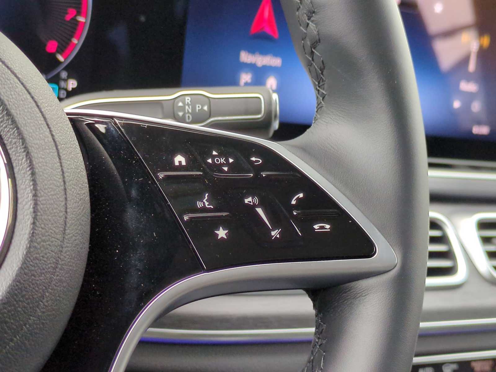 Thumbnail: 2025 Mercedes-Benz GLS - 26