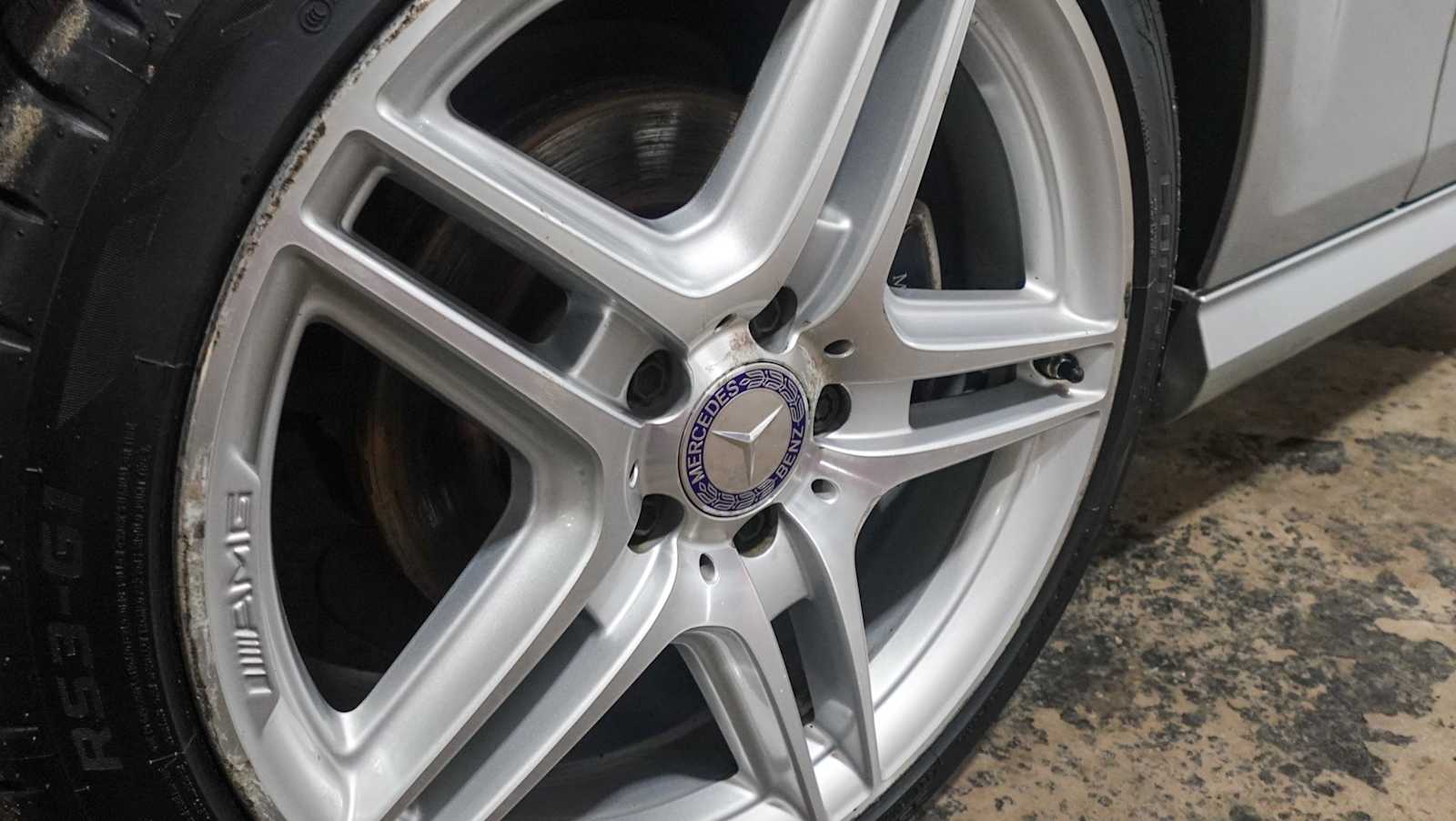 Thumbnail: 2015 Mercedes-Benz C-Class - 14