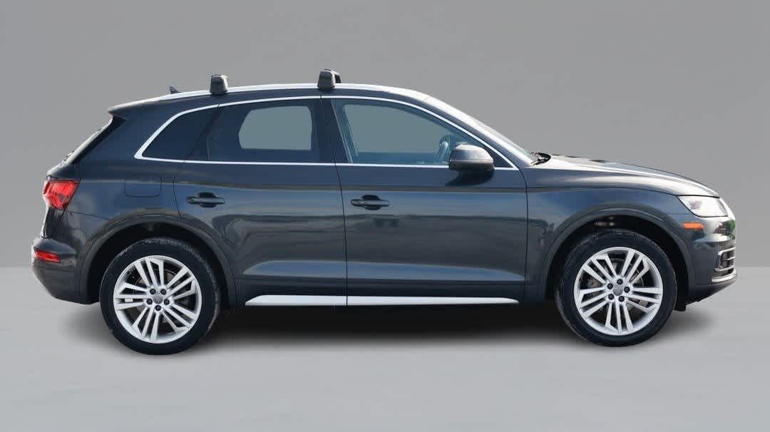 Thumbnail: 2020 Audi Q5 - 4