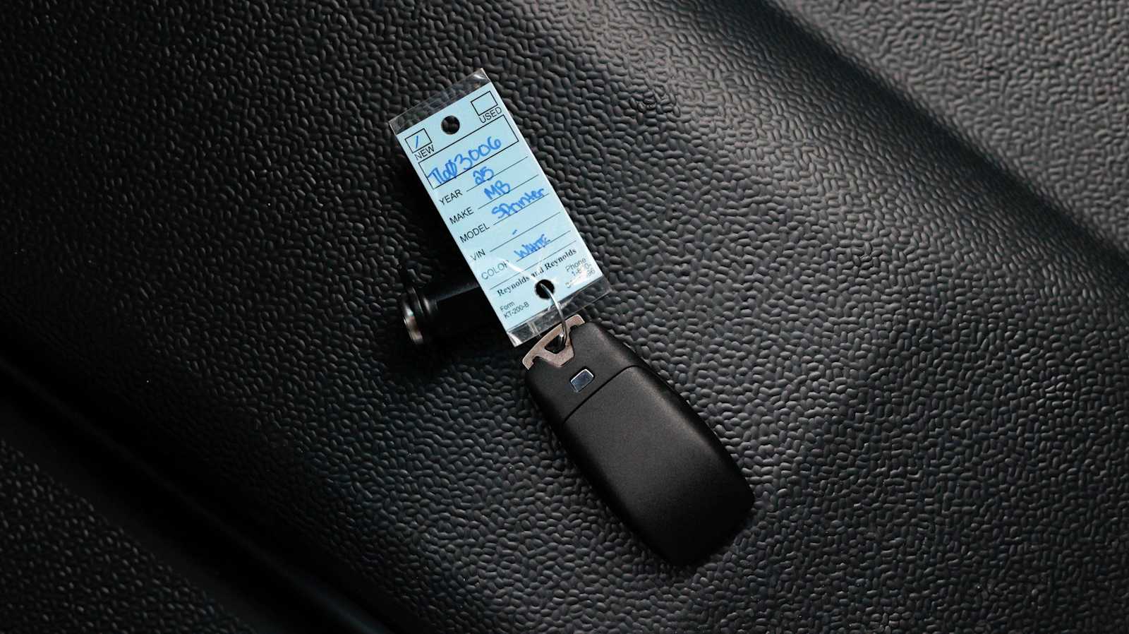 Thumbnail: 2026 Mercedes-Benz Sprinter - 34