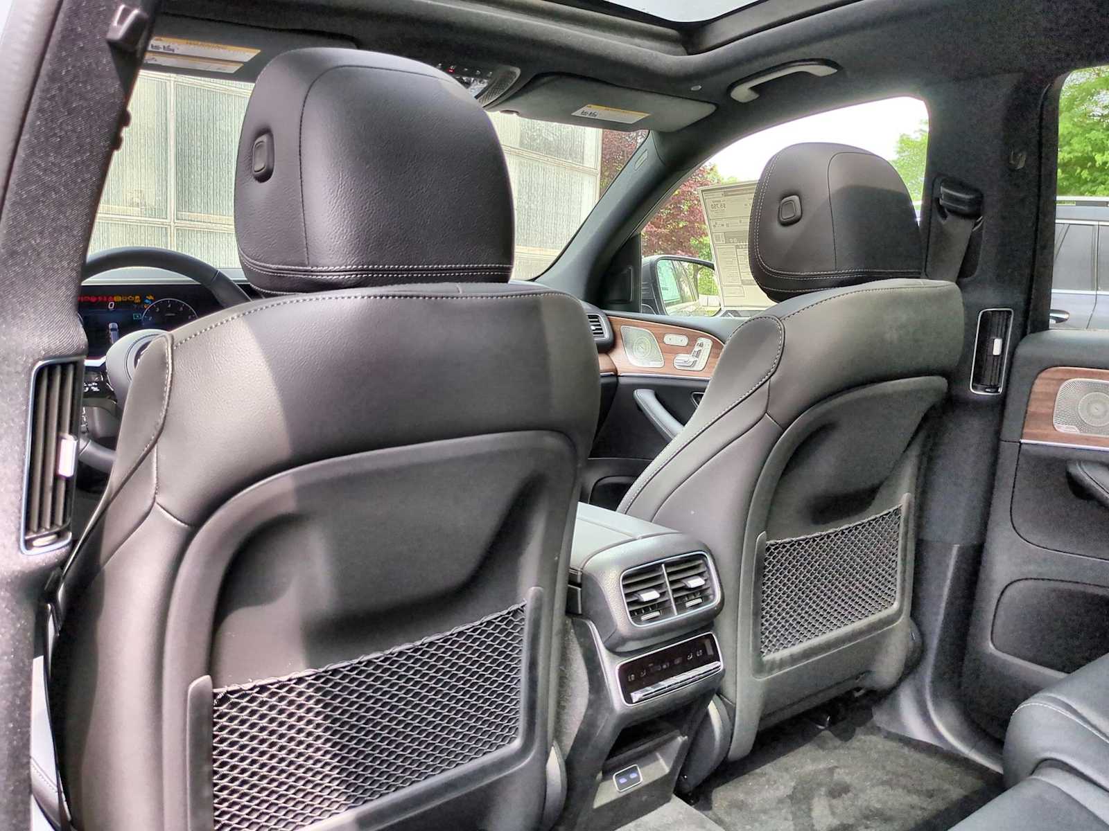 Thumbnail: 2025 Mercedes-Benz GLS - 19