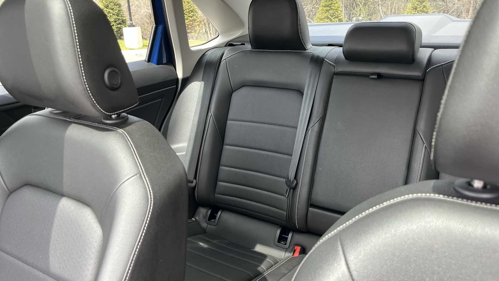 Thumbnail: 2023 Volkswagen Jetta - 33