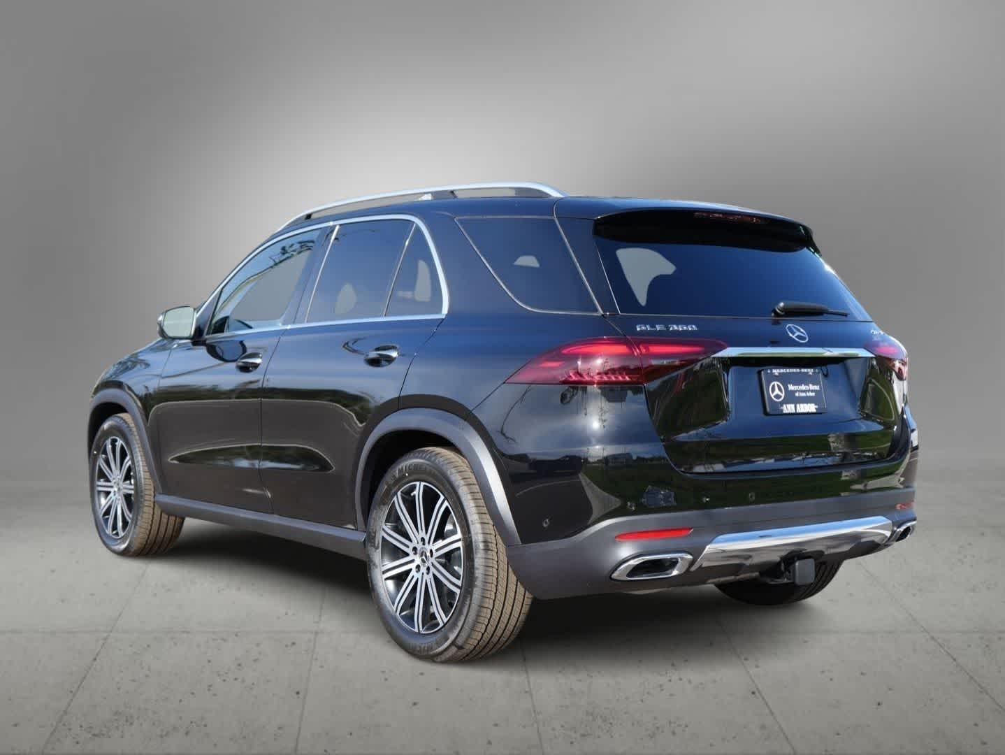Thumbnail: 2026 Mercedes-Benz GLC - 8