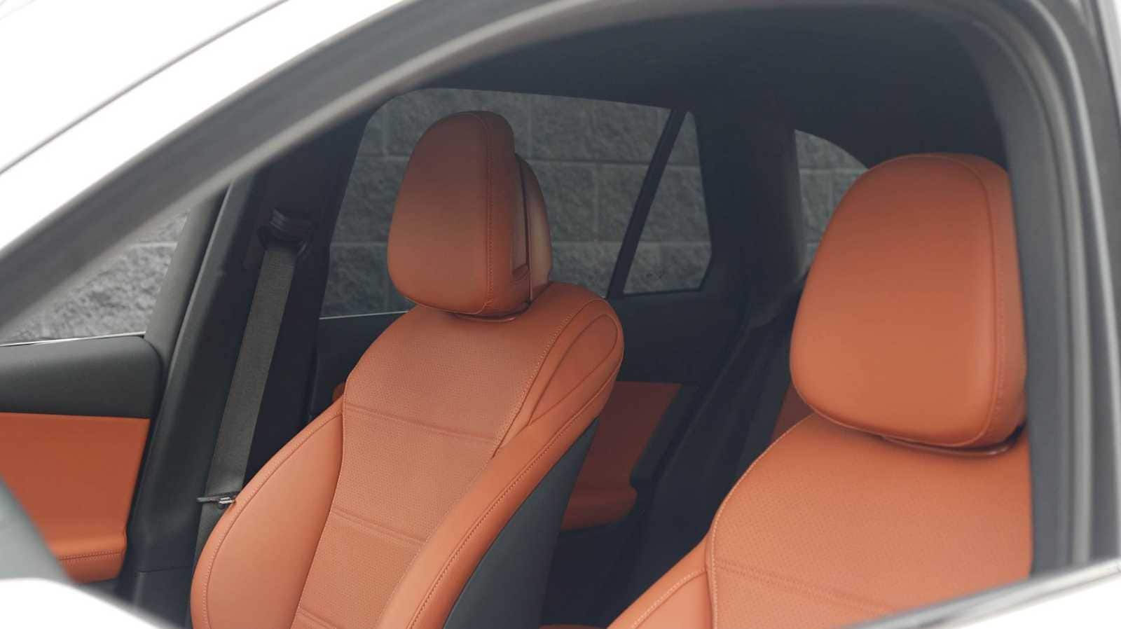 Thumbnail: 2026 Mercedes-Benz GLC - 17