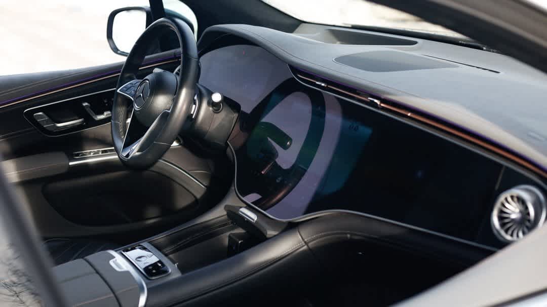 Thumbnail: 2023 Mercedes-Benz EQS - 23