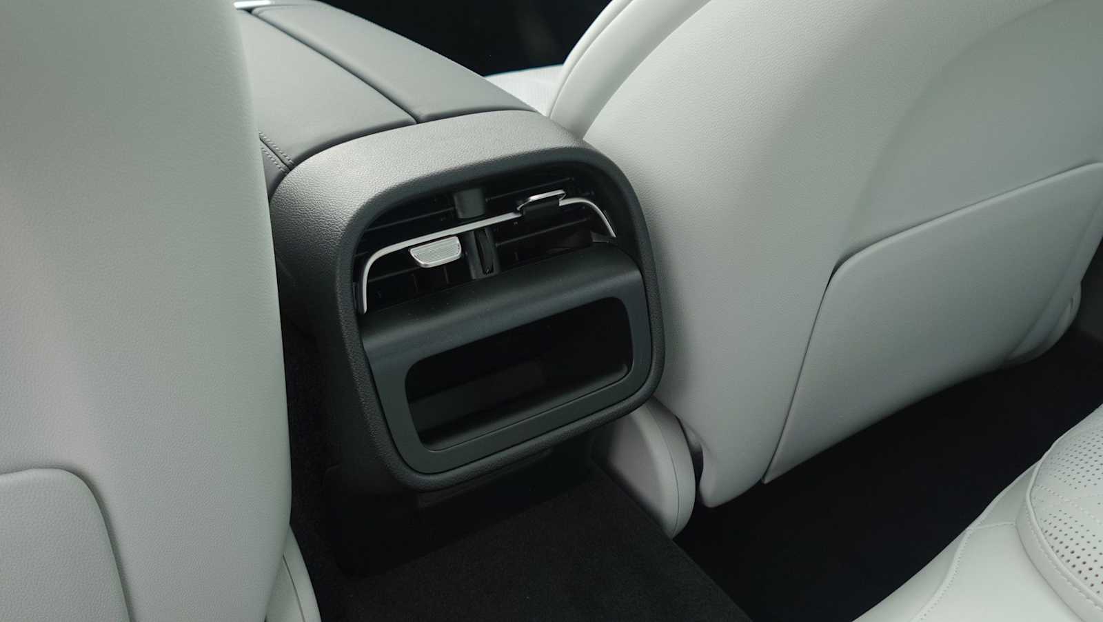 Thumbnail: 2026 Mercedes-Benz E-Class - 31