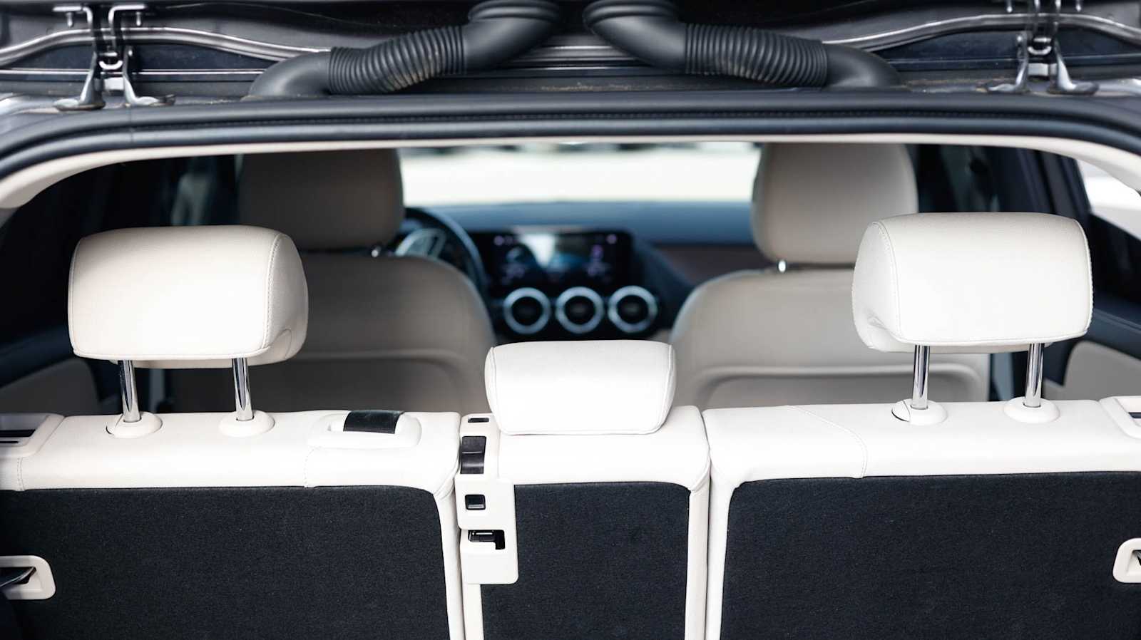 Thumbnail: 2022 Mercedes-Benz GLA - 28