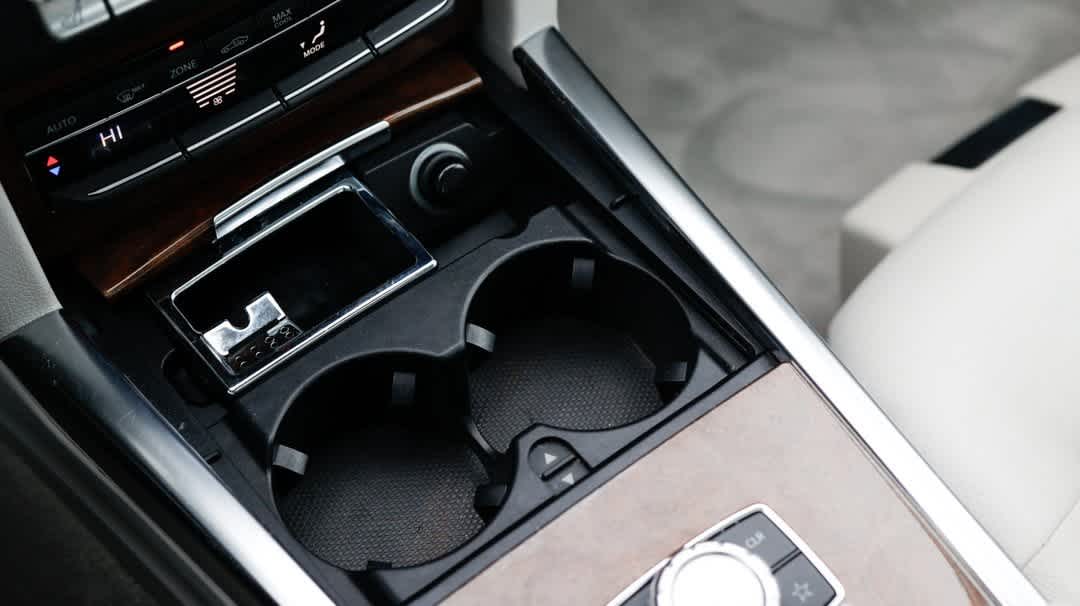 Thumbnail: 2014 Mercedes-Benz E-Class - 28