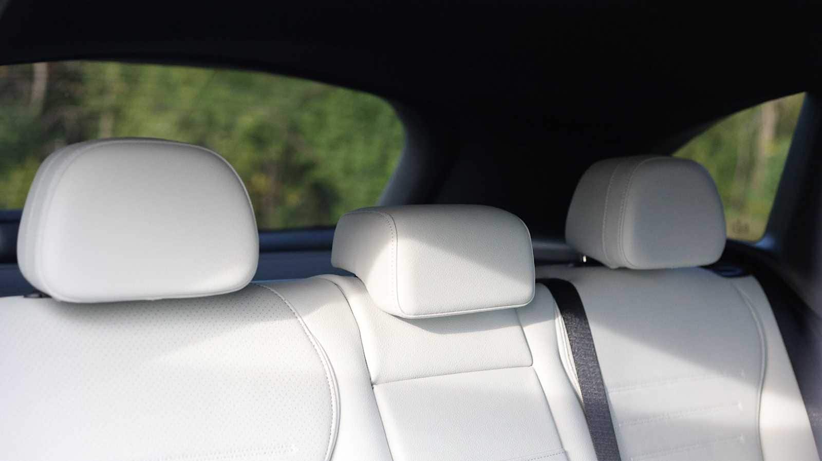 Thumbnail: 2026 Mercedes-Benz GLC - 25