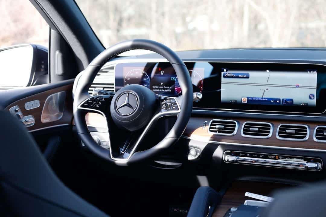 Thumbnail: 2026 Mercedes-Benz GLE - 17