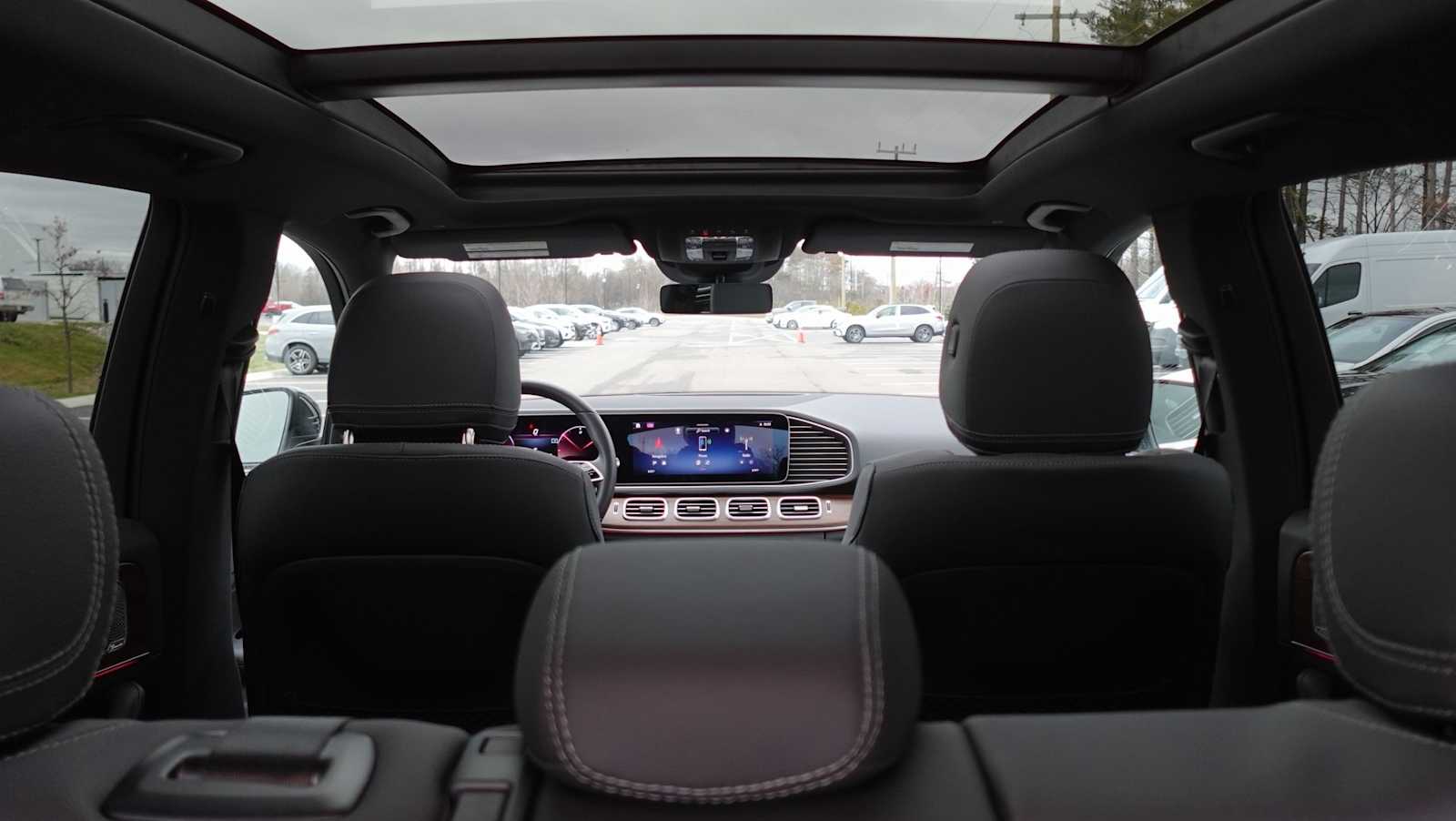 Thumbnail: 2026 Mercedes-Benz GLE - 21