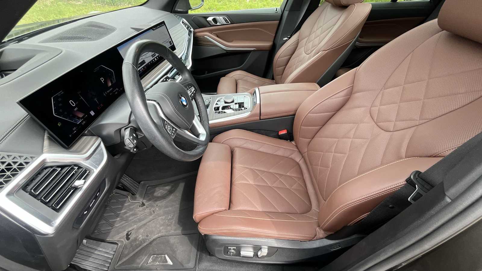 Thumbnail: 2025 BMW X5 - 14