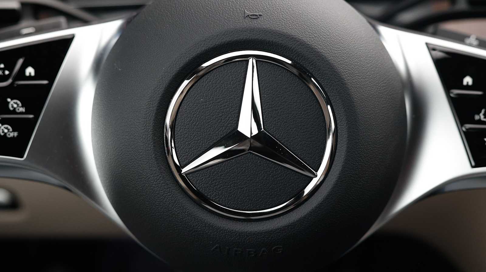 Thumbnail: 2026 Mercedes-Benz C-Class - 23