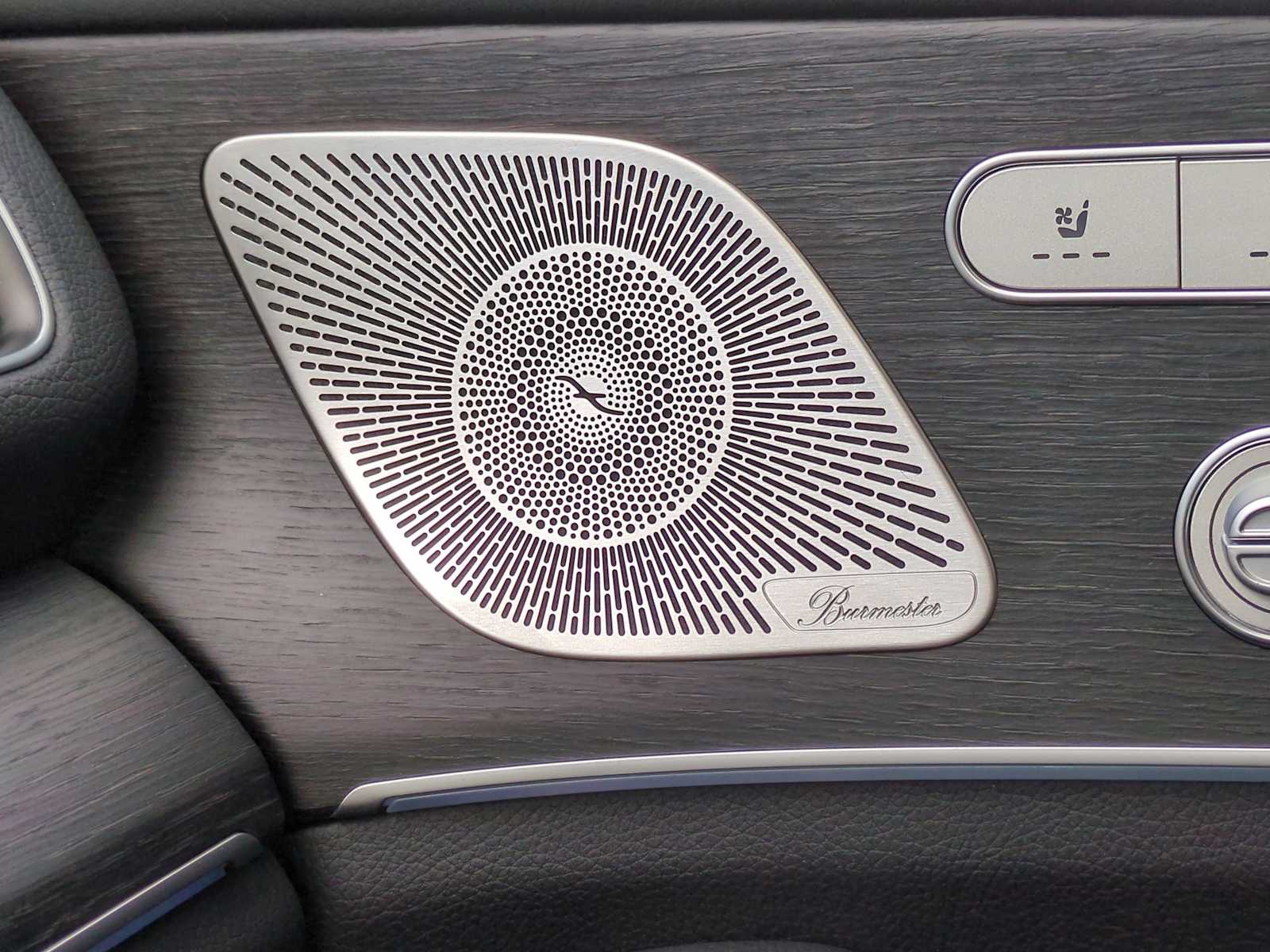 Thumbnail: 2025 Mercedes-Benz GLE - 32