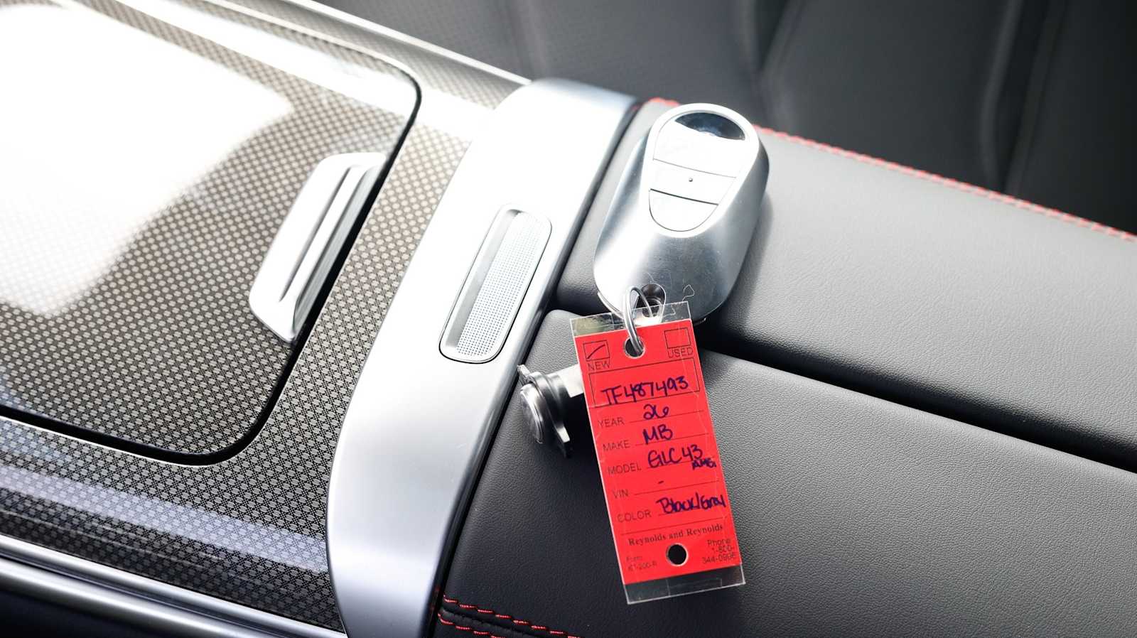 Thumbnail: 2026 Mercedes-Benz GLC - 43