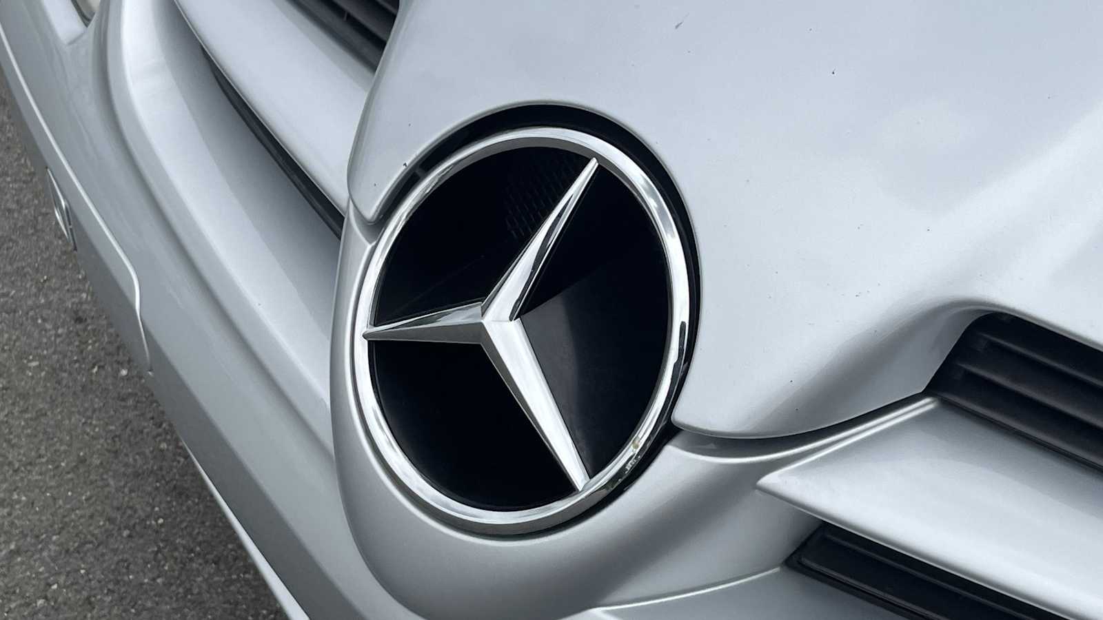 Thumbnail: 2006 Mercedes-Benz SLK - 21
