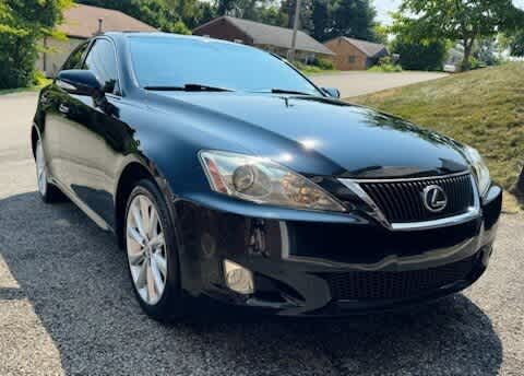 Thumbnail: 2010 Lexus IS - 3