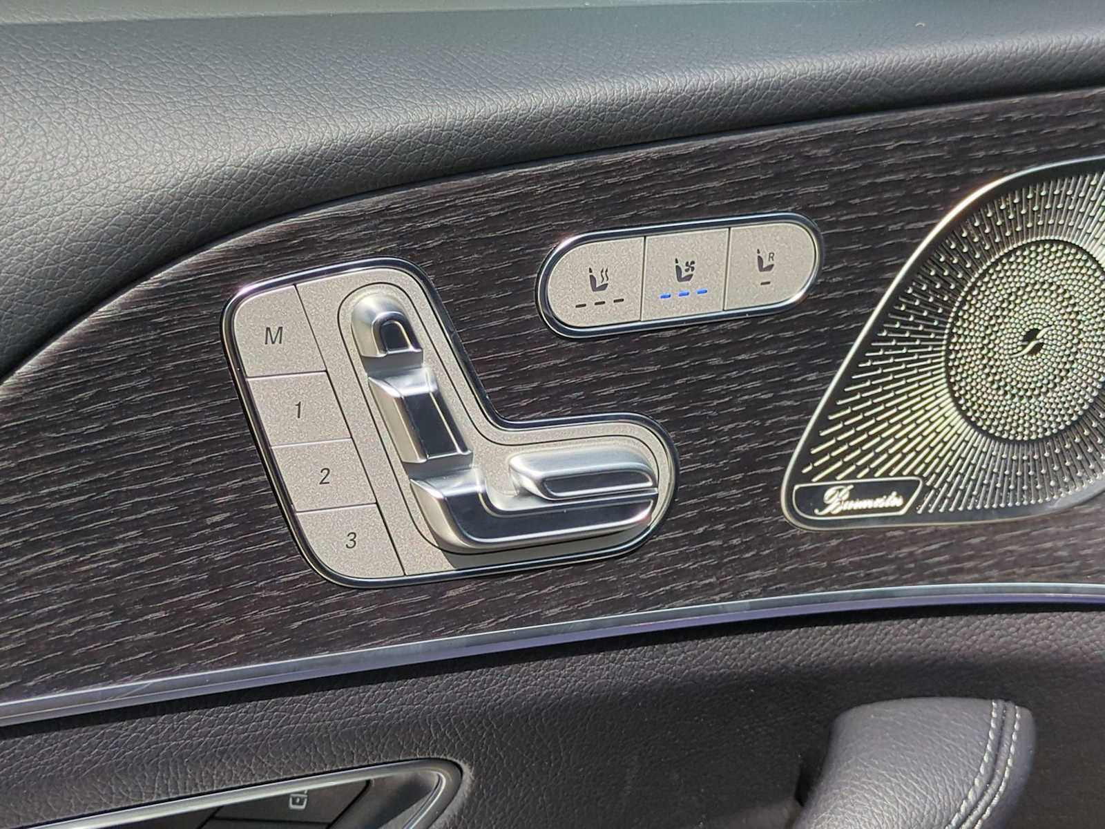 Thumbnail: 2026 Mercedes-Benz GLE - 18