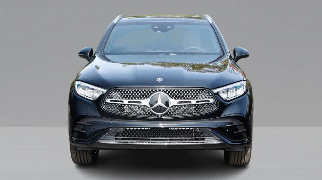 Thumbnail: 2026 Mercedes-Benz GLC - 2