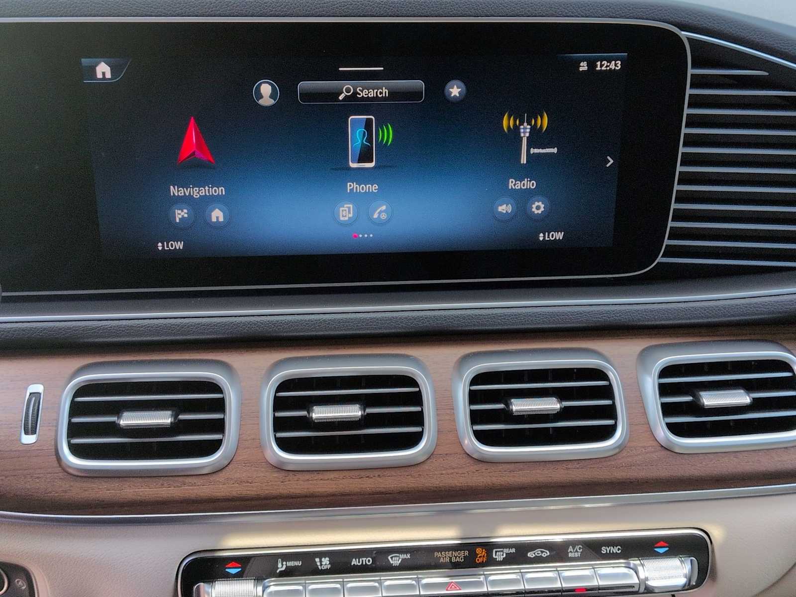 Thumbnail: 2026 Mercedes-Benz GLE - 29