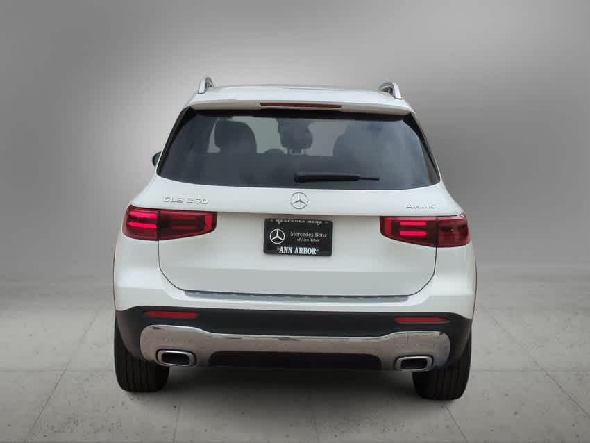 Thumbnail: 2025 Mercedes-Benz GLB - 7