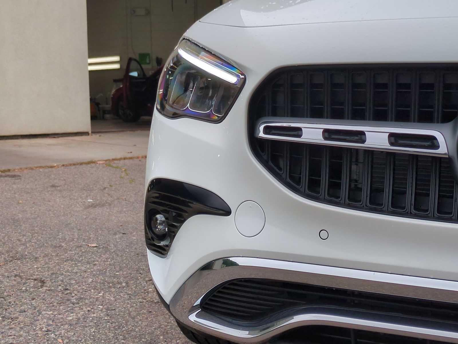 Thumbnail: 2026 Mercedes-Benz GLA - 10