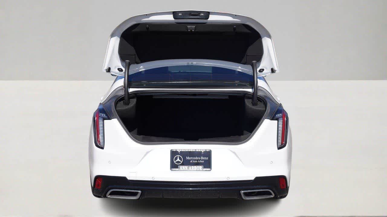Thumbnail: 2021 Cadillac CT4 - 10