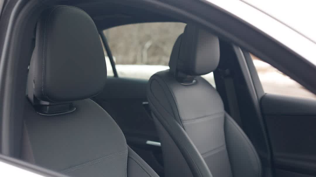 Thumbnail: 2024 Mercedes-Benz C-Class - 18