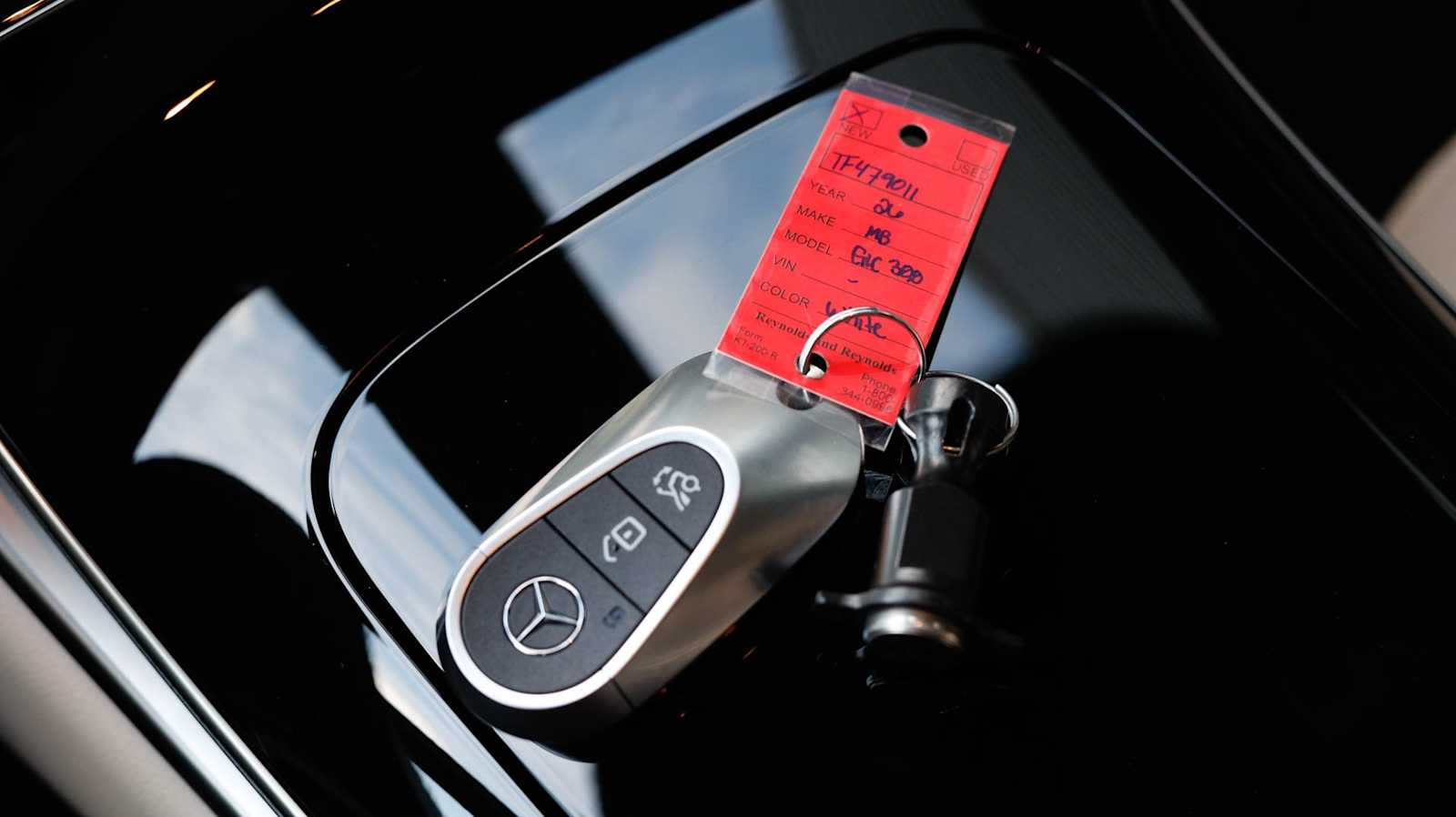 Thumbnail: 2026 Mercedes-Benz GLC - 49