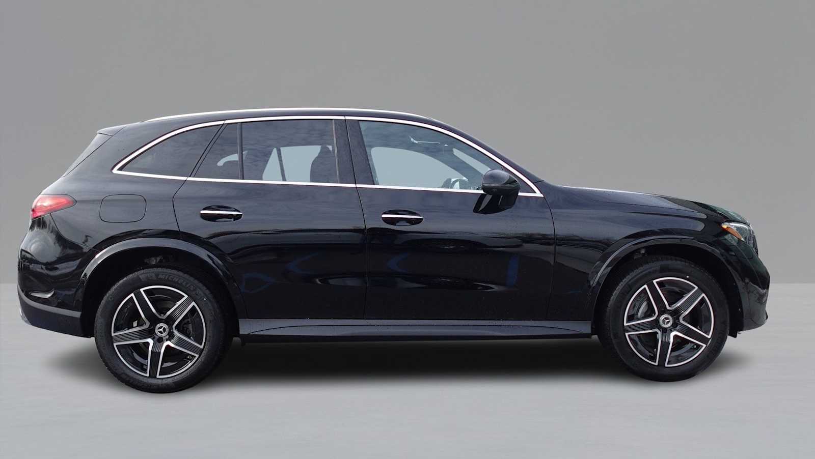 Thumbnail: 2026 Mercedes-Benz GLC - 4