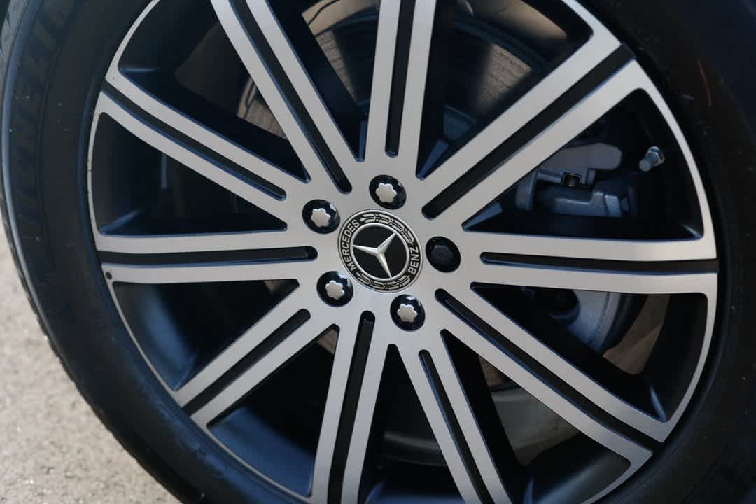 Thumbnail: 2026 Mercedes-Benz GLE - 37