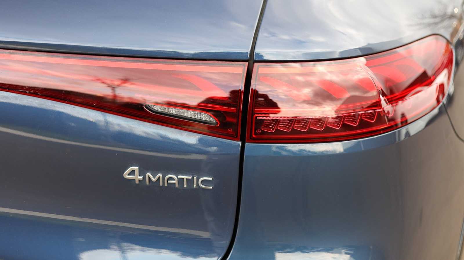 Thumbnail: 2023 Mercedes-Benz EQS - 11