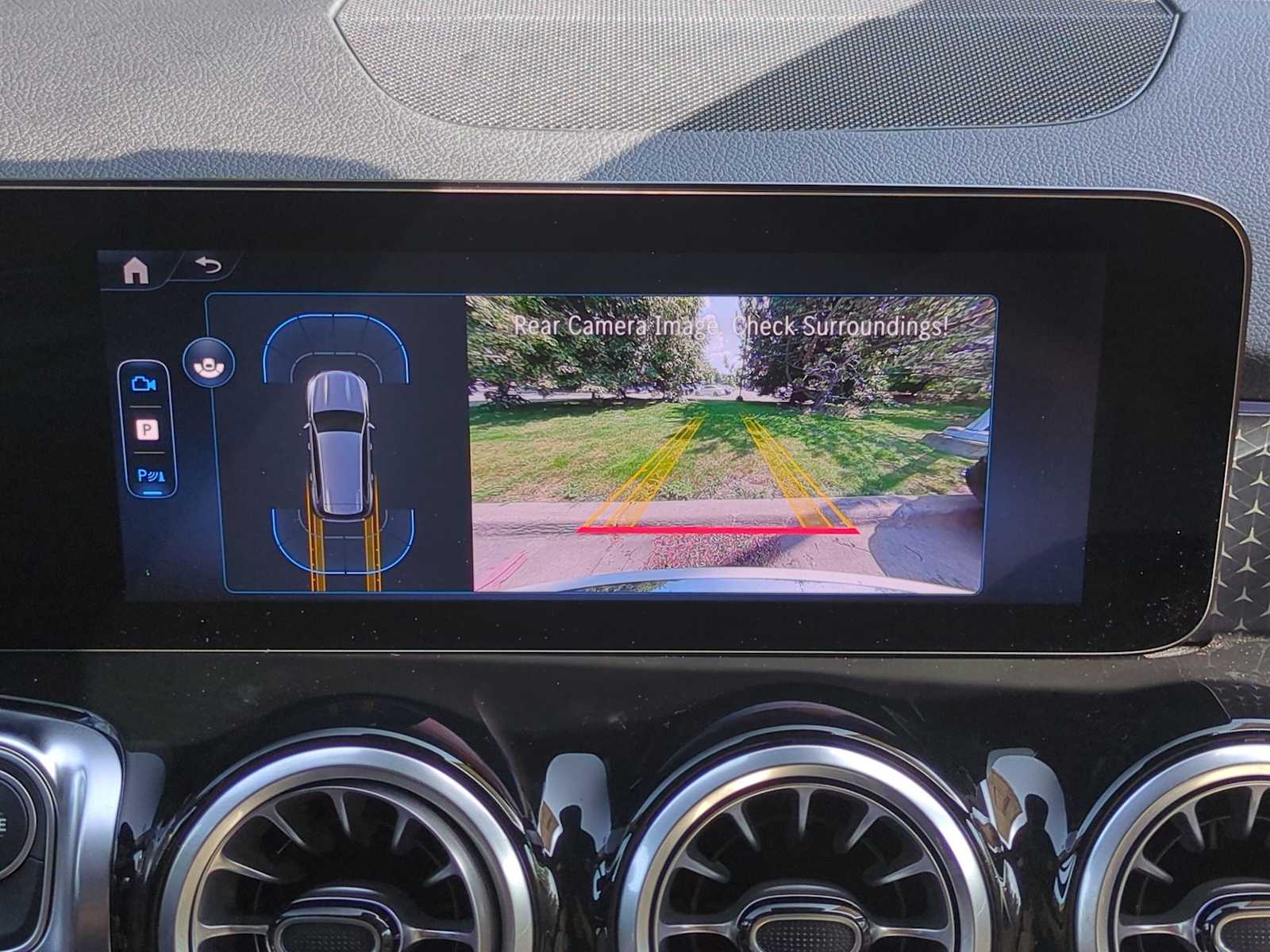 Thumbnail: 2025 Mercedes-Benz GLB - 30