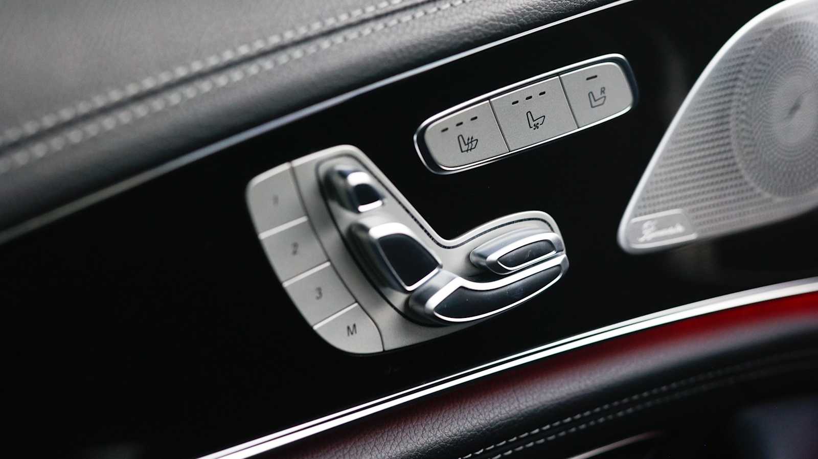 Thumbnail: 2023 Mercedes-Benz AMG GT - 34