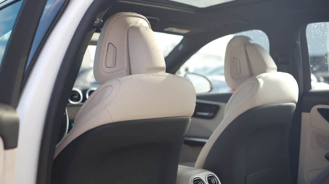 Thumbnail: 2025 Mercedes-Benz C-Class - 20