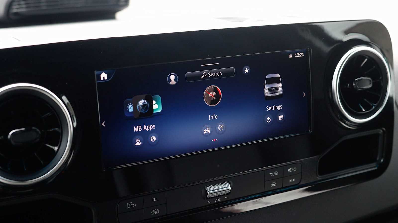 Thumbnail: 2026 Mercedes-Benz Sprinter - 27