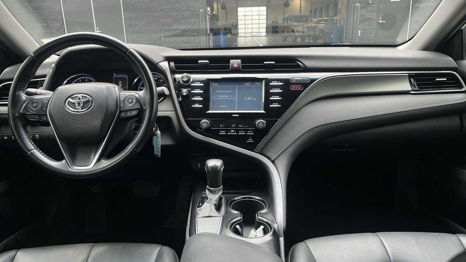 Thumbnail: 2020 Toyota Camry - 28