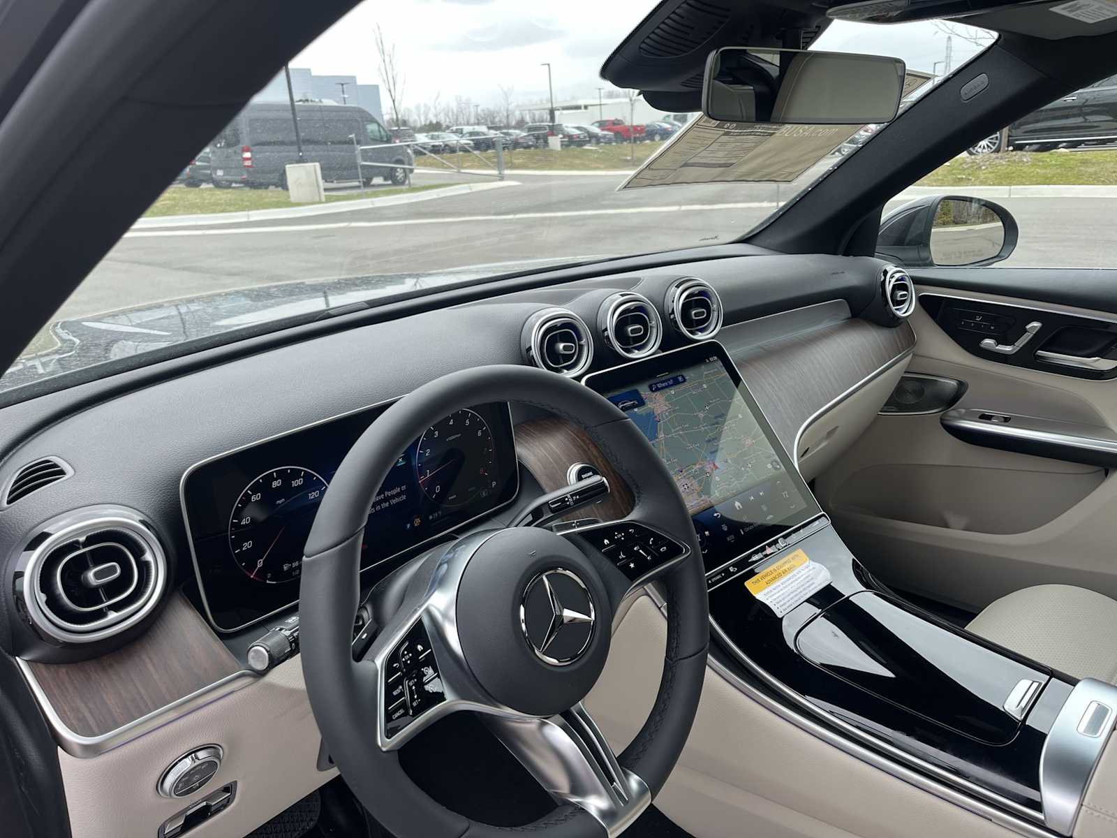 Thumbnail: 2026 Mercedes-Benz GLC - 21