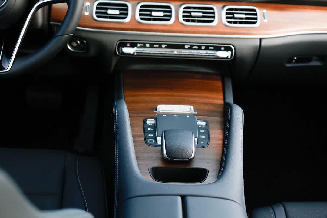 Thumbnail: 2026 Mercedes-Benz GLE - 18