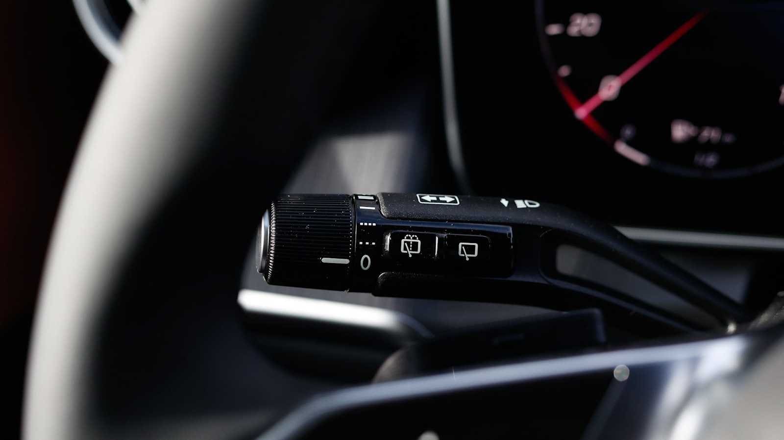 Thumbnail: 2026 Mercedes-Benz GLC - 25