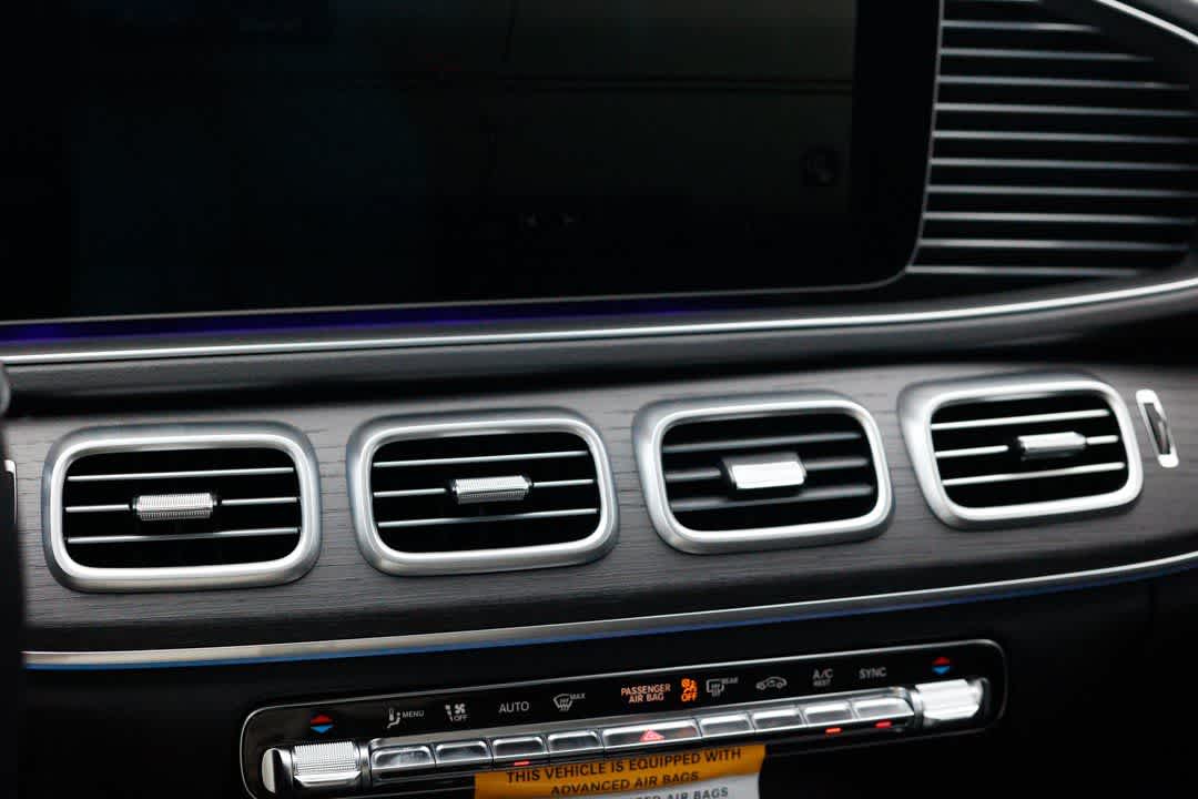 Thumbnail: 2026 Mercedes-Benz GLE - 14