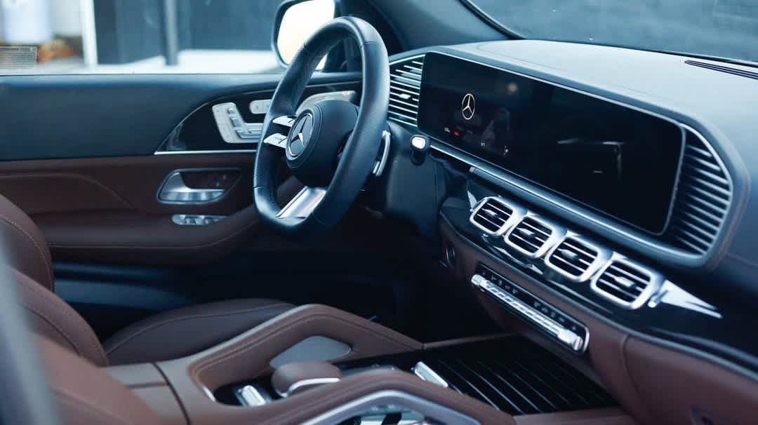 Thumbnail: 2024 Mercedes-Benz GLS - 22