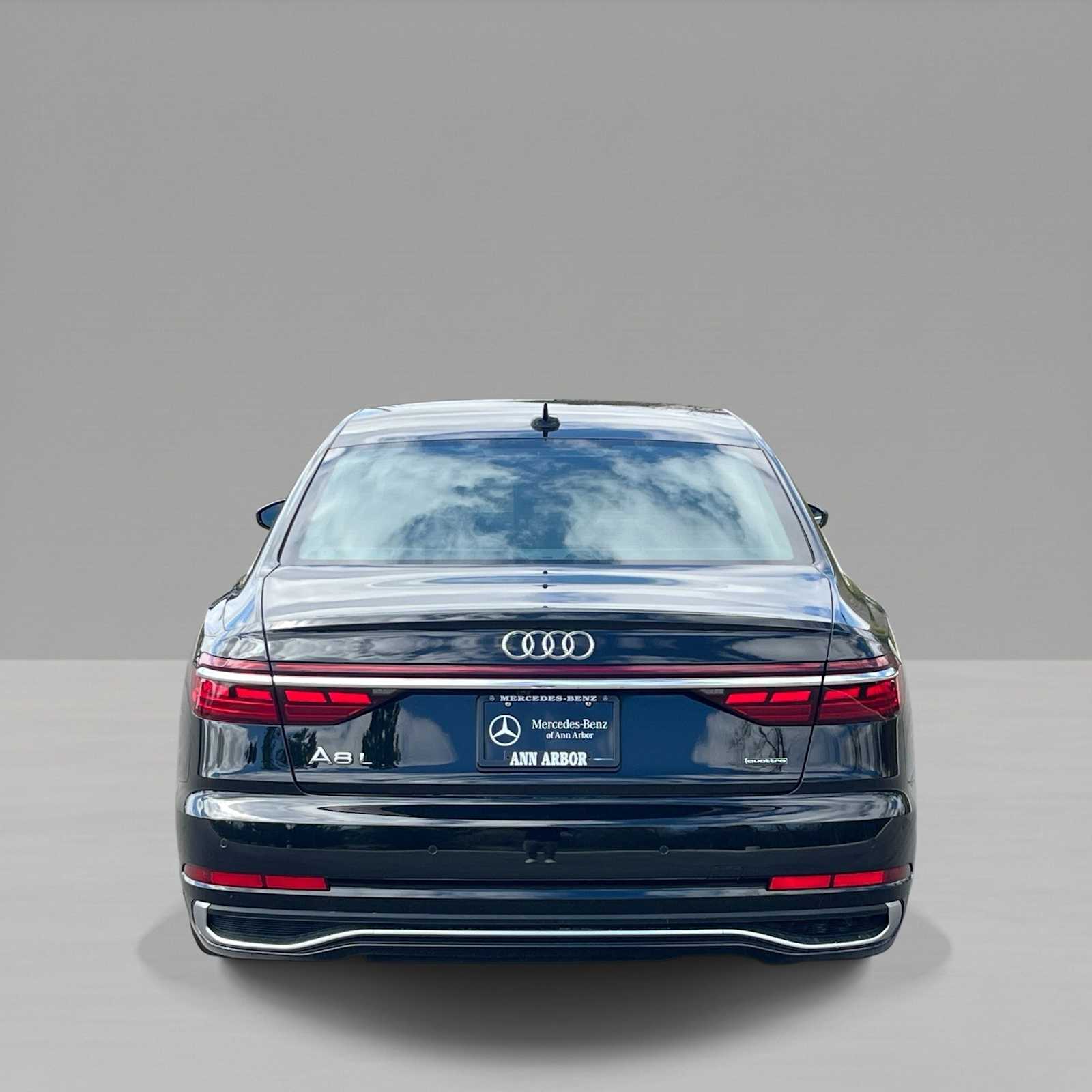 Thumbnail: 2023 Audi A8 - 4