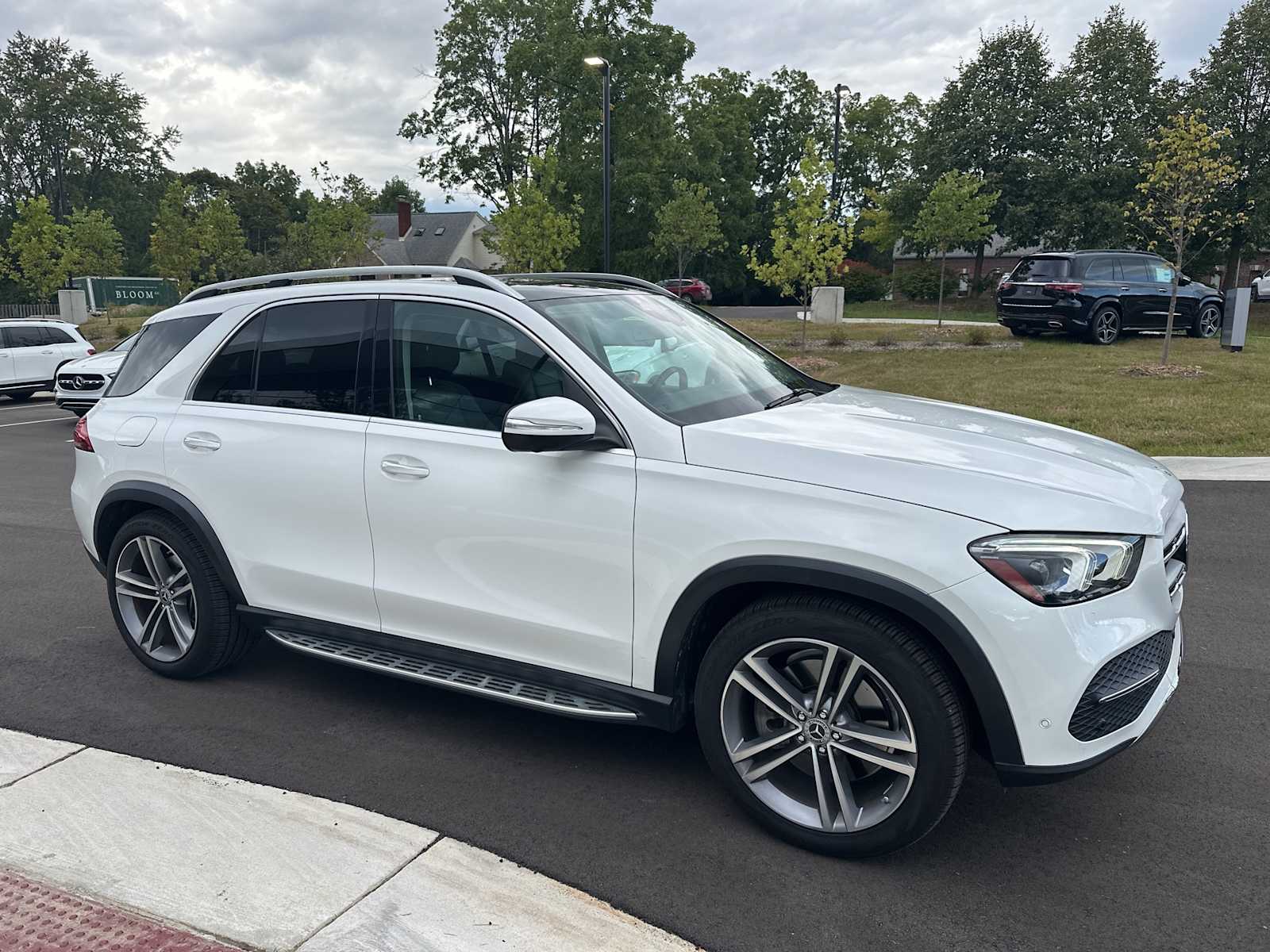 Thumbnail: 2020 Mercedes-Benz GLE - 9