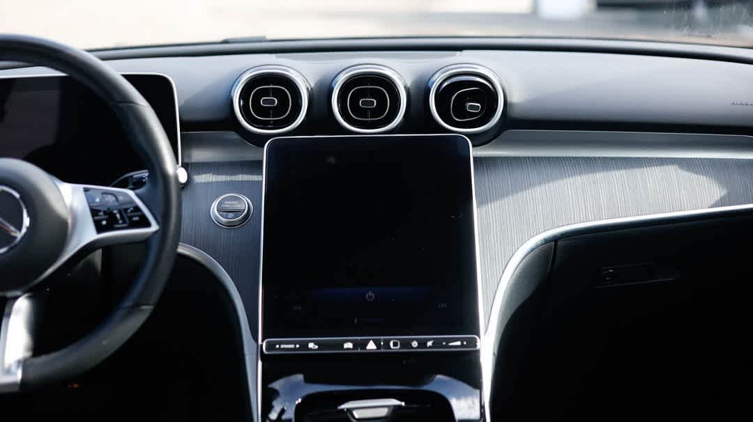 Thumbnail: 2025 Mercedes-Benz C-Class - 16