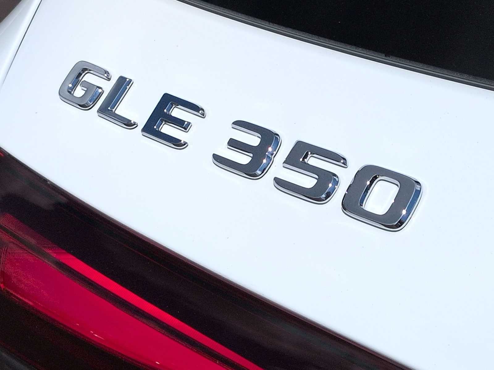 Thumbnail: 2026 Mercedes-Benz GLE - 13