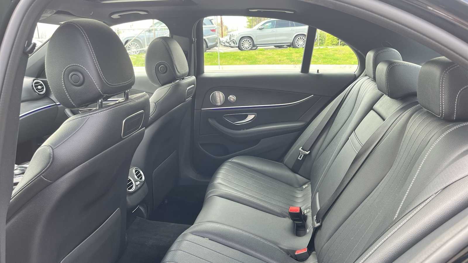 Thumbnail: 2019 Mercedes-Benz E-Class - 13