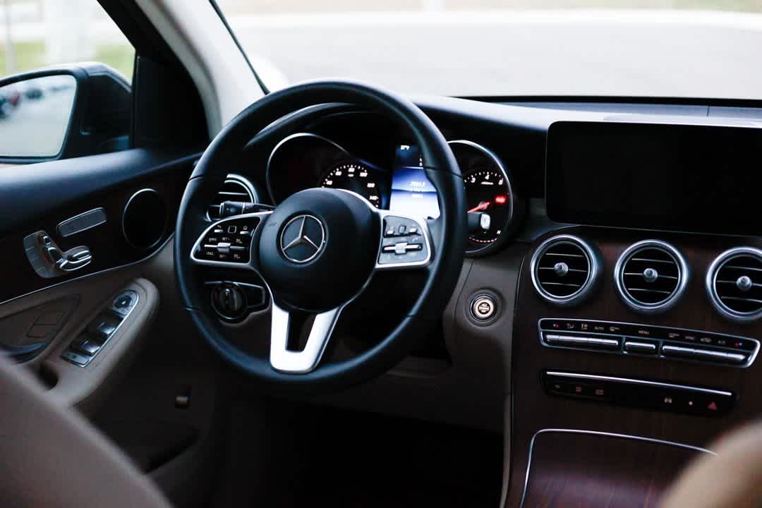 Thumbnail: 2022 Mercedes-Benz GLC - 13