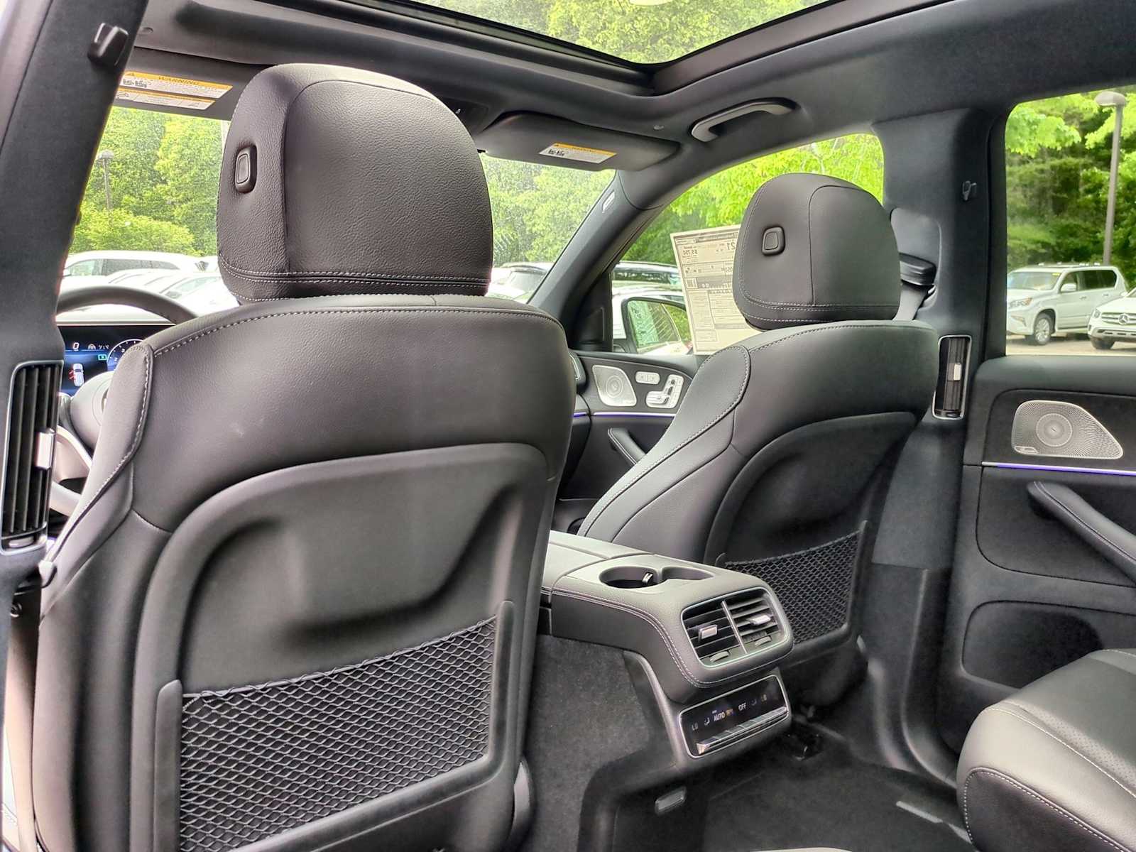 Thumbnail: 2025 Mercedes-Benz GLS - 18